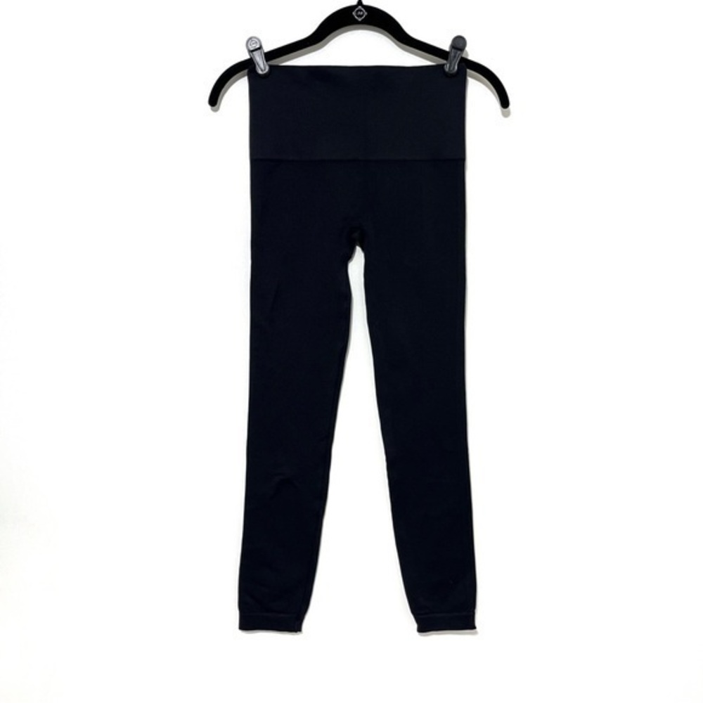 SPANX Black Leggings Cropped look at me now Size Medium